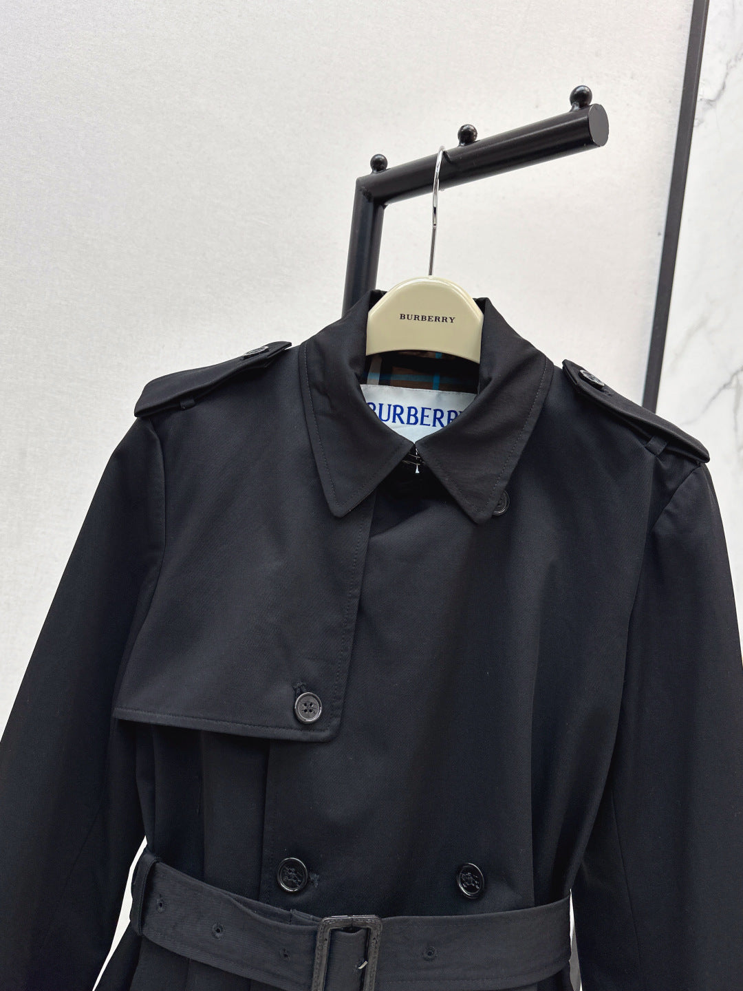 Bur 25fw trench coat