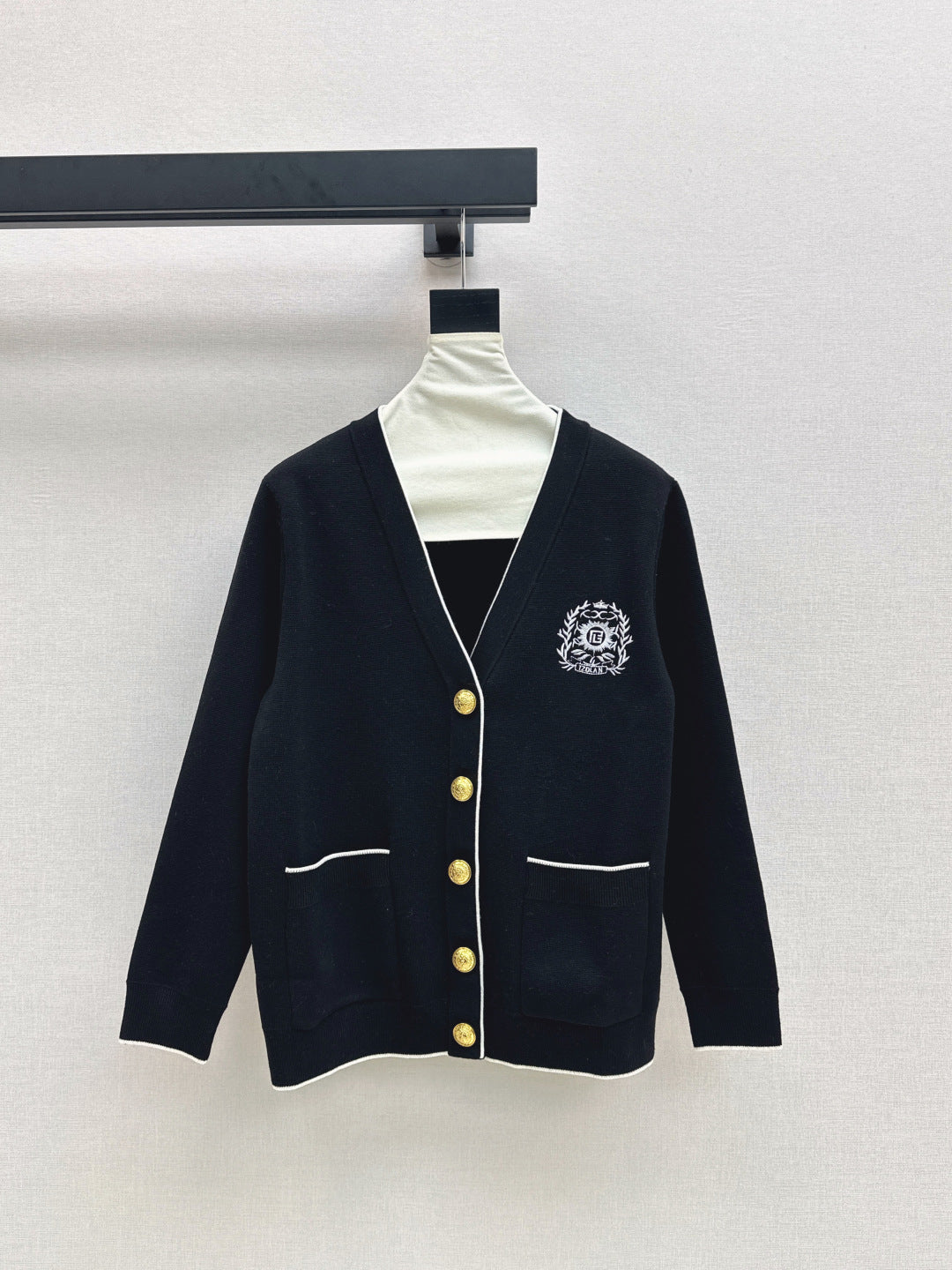 Bal 25fw knitted cardigan
