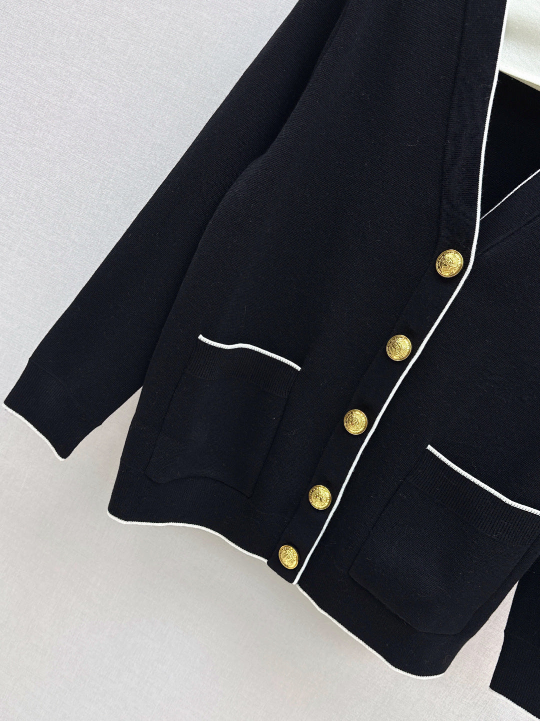 Bal 25fw knitted cardigan