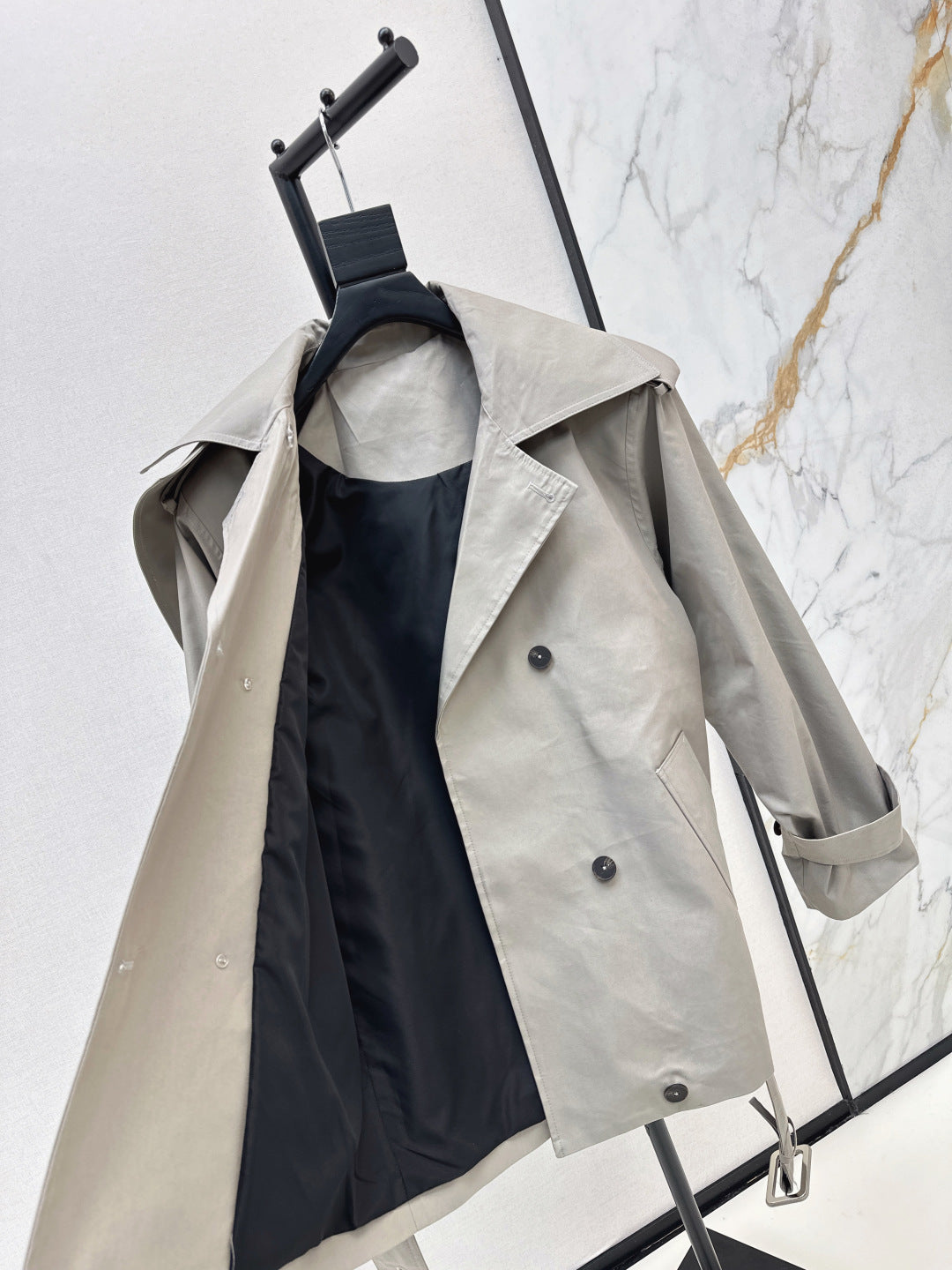 Bur 25fw trench coat