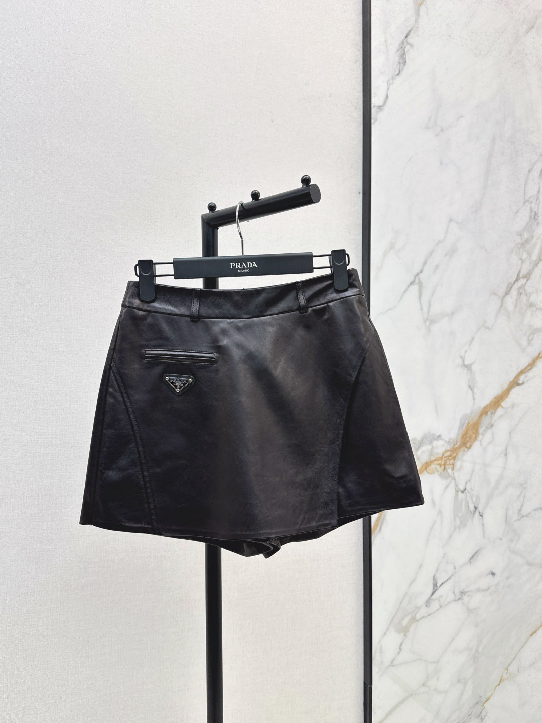 Pra 25fw leather skirt
