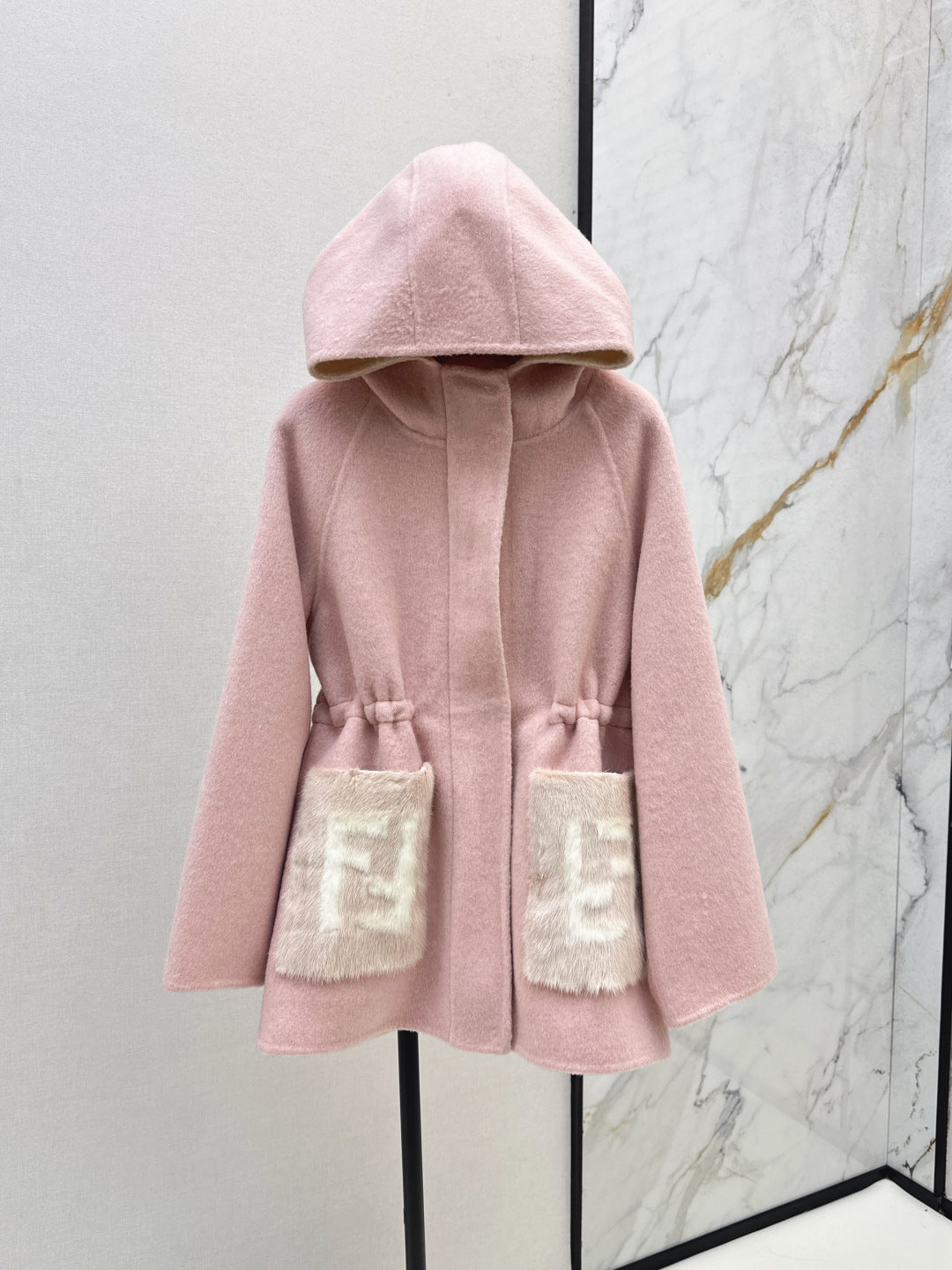 Fend 25fw hooded coat