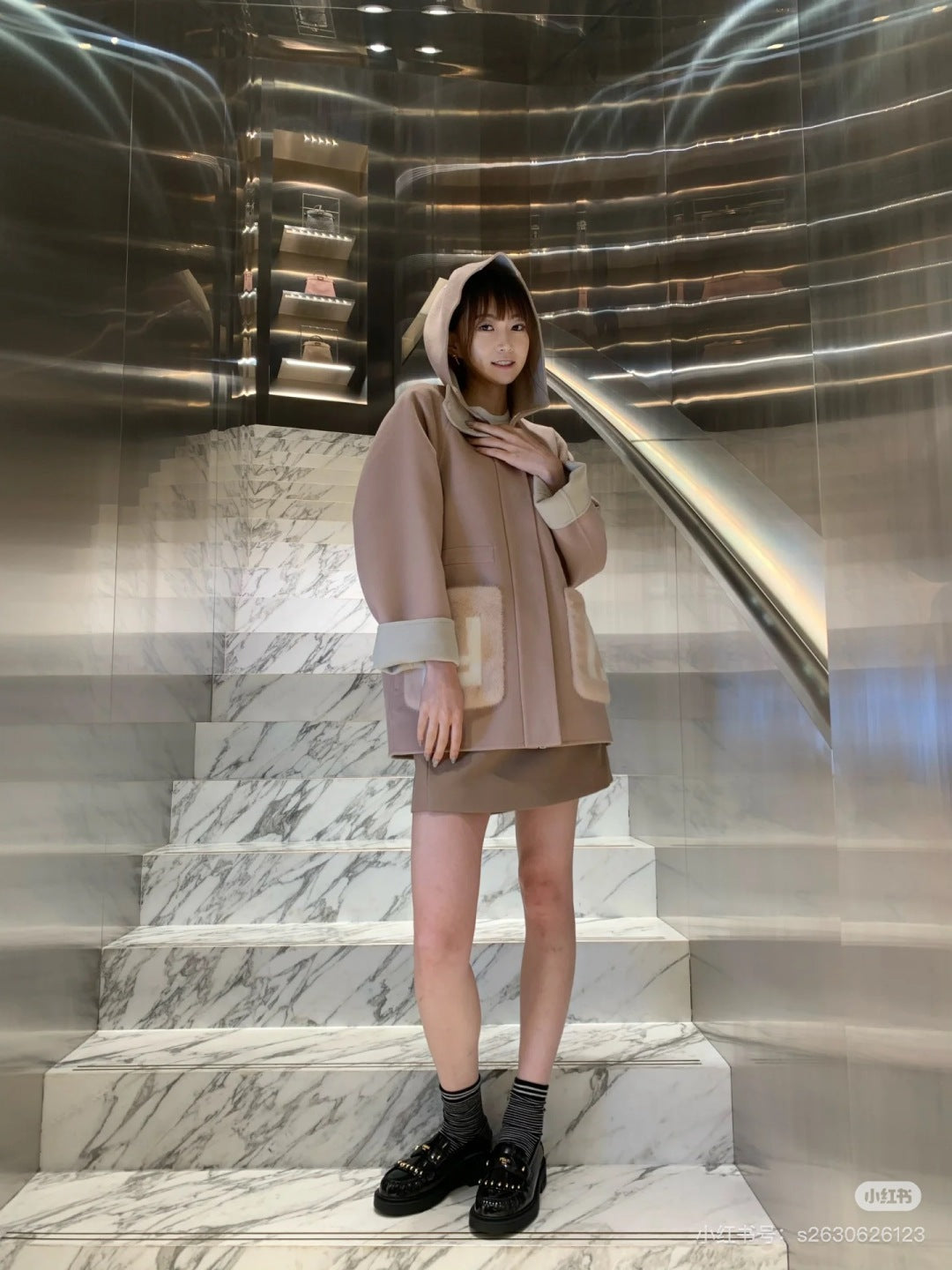 Fend 25fw hooded coat