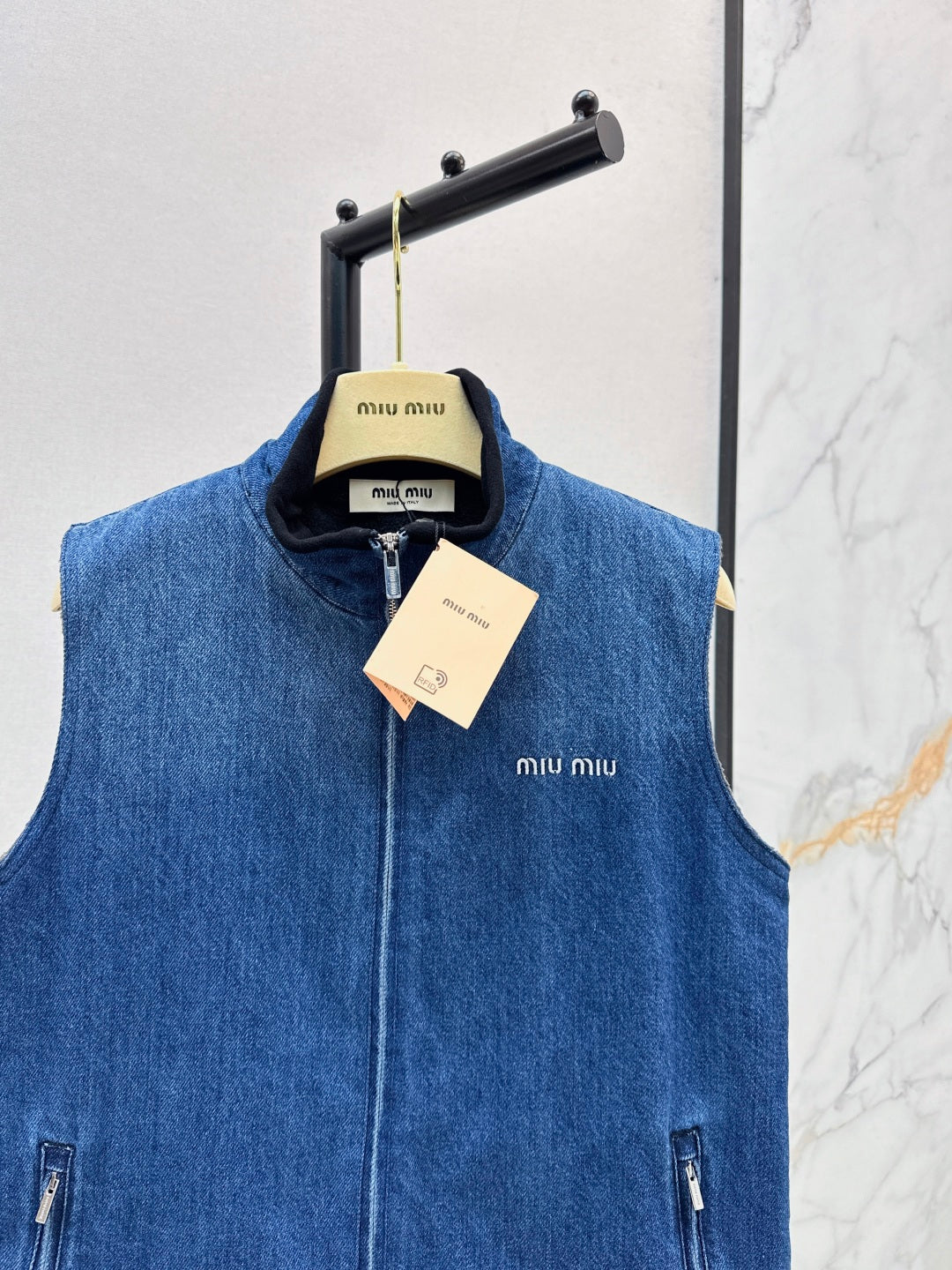 MiU 25fw denim vest