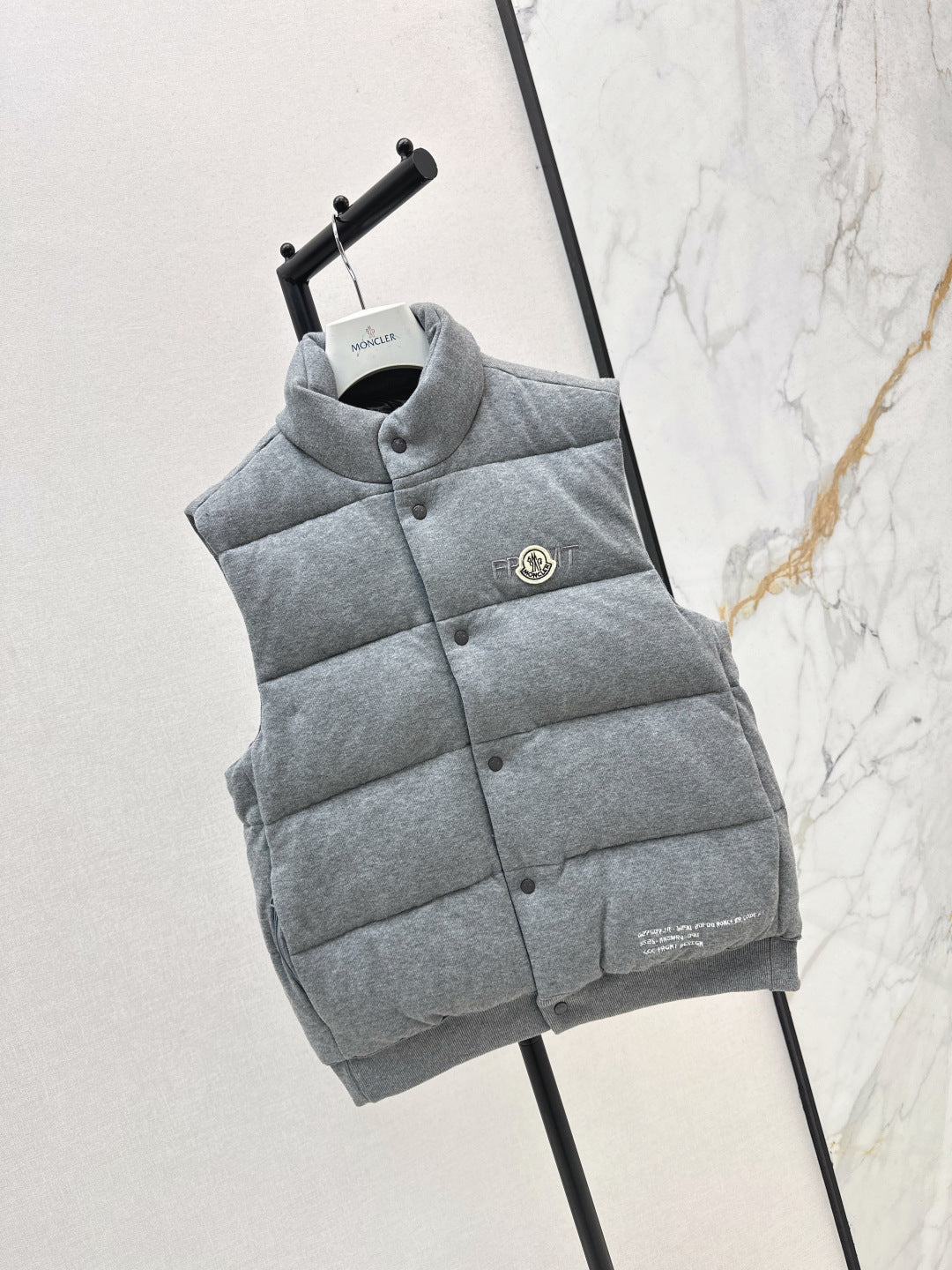 Monc  25fw vest jacket