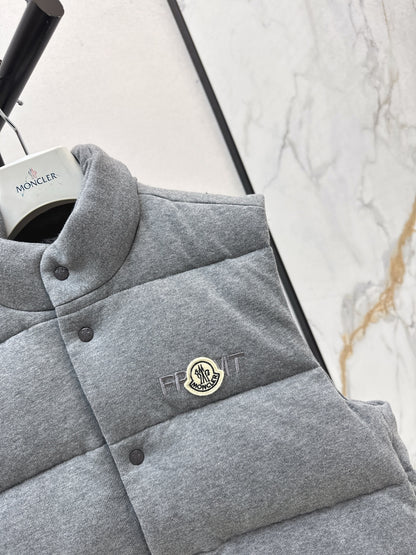Monc  25fw vest jacket
