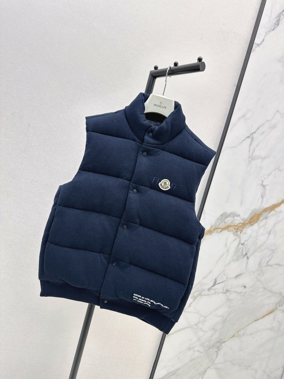 Monc  25fw vest jacket