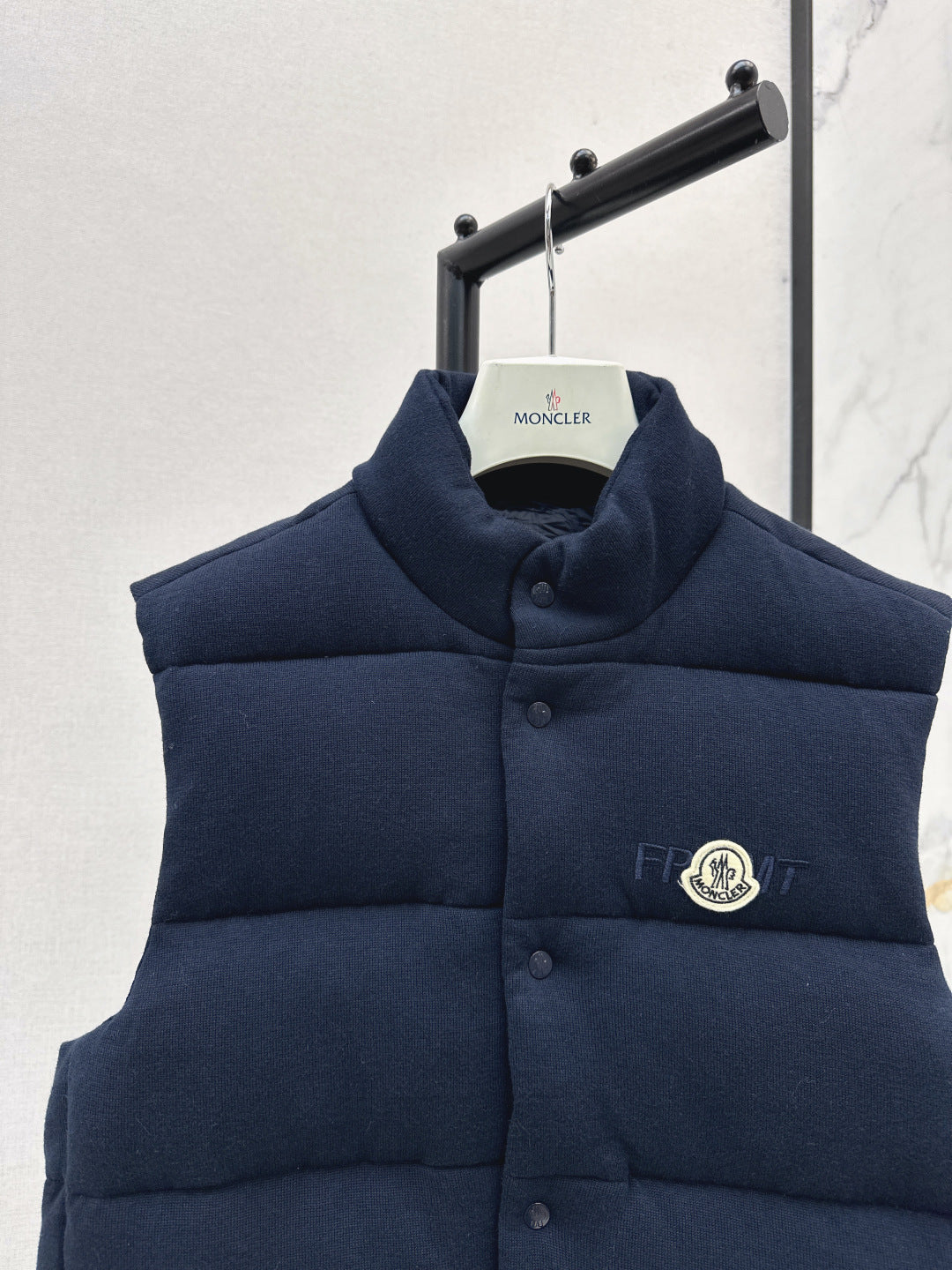 Monc  25fw vest jacket