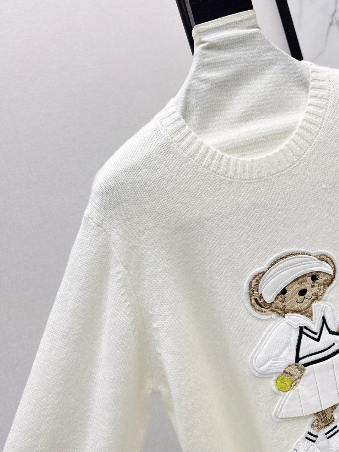Ral 25fw embroidered sweater