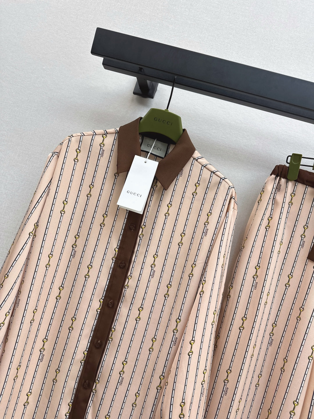 Guc 25fw print suit