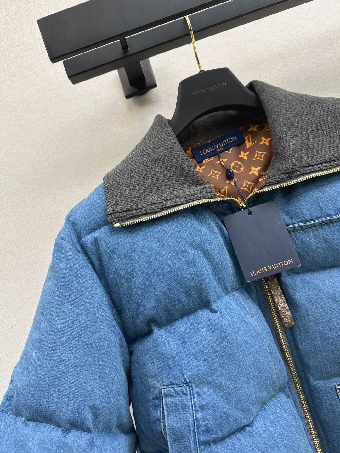 Lou 25fw down jacket