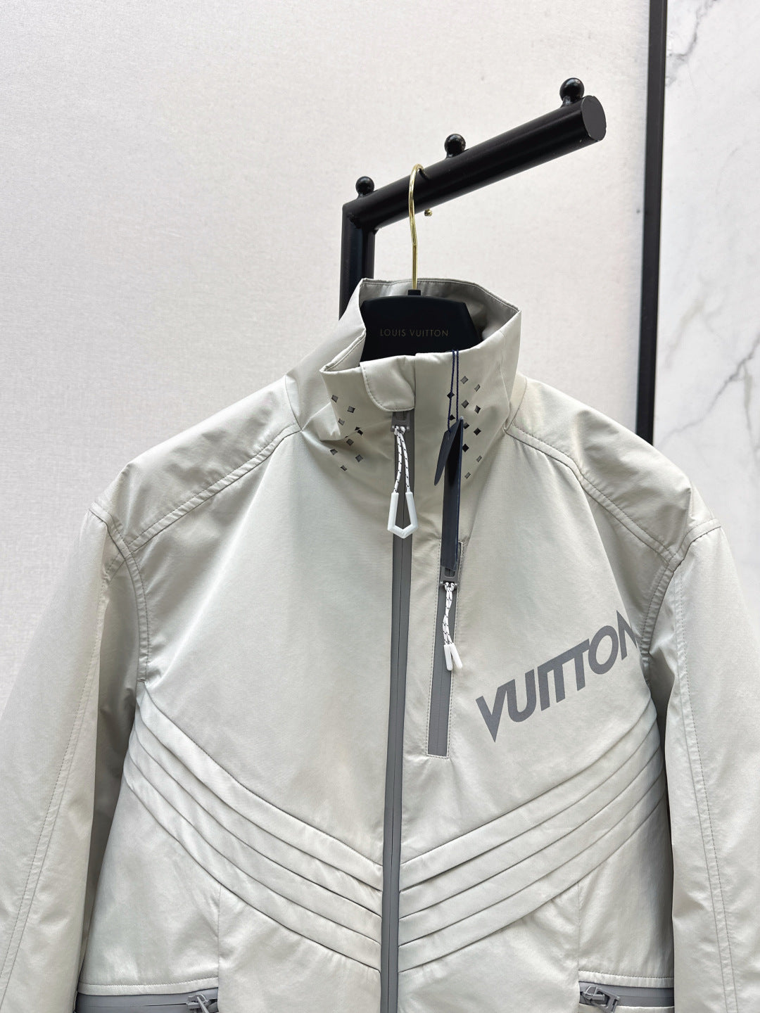 Lou 25fw jacket
