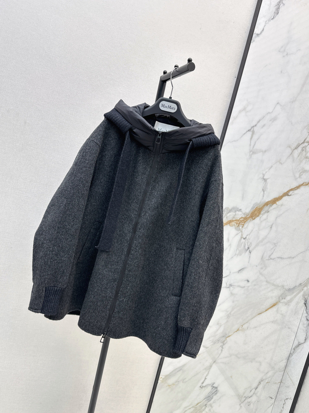 Max 25fw hooded jacket