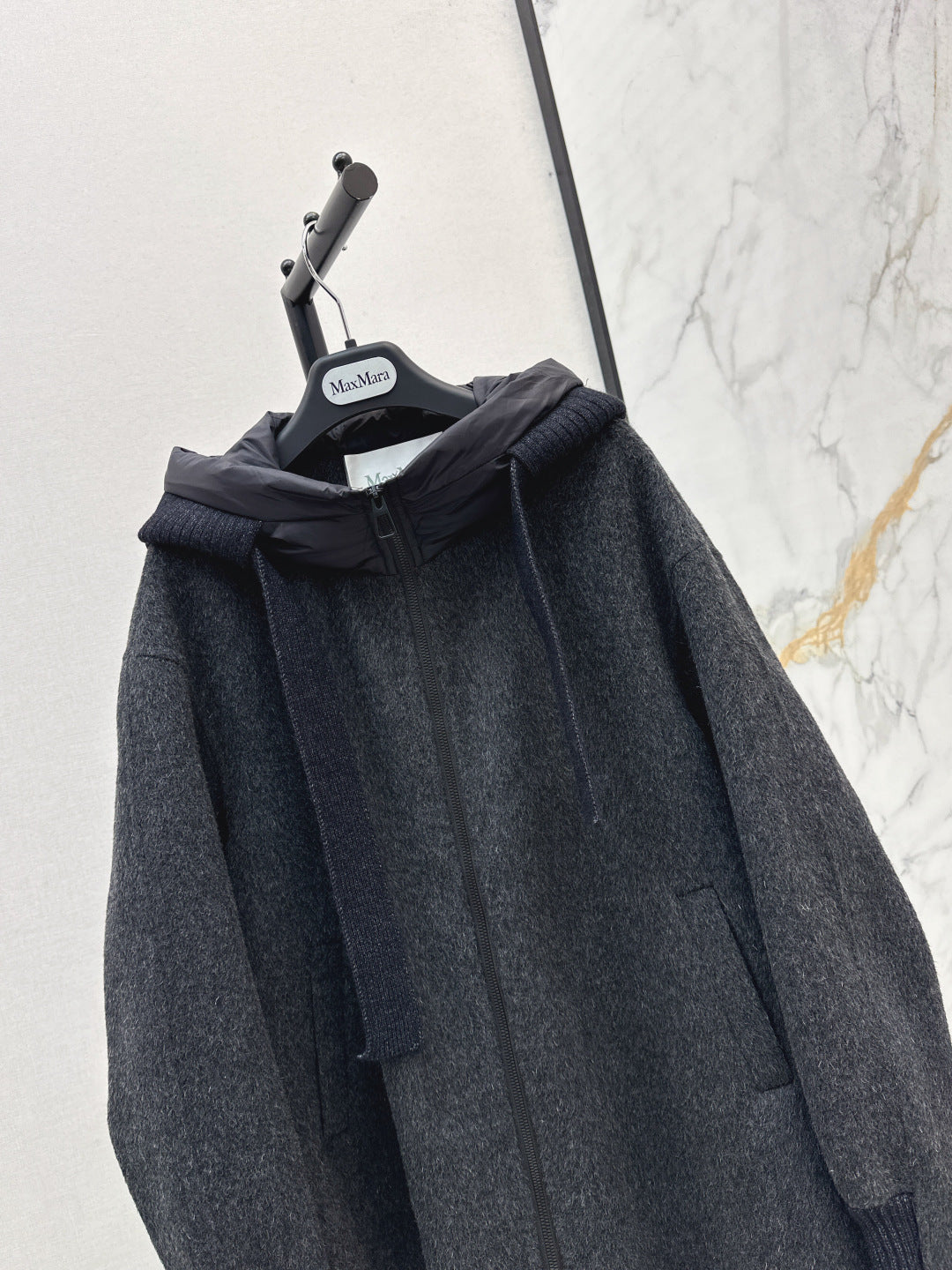 Max 25fw hooded jacket