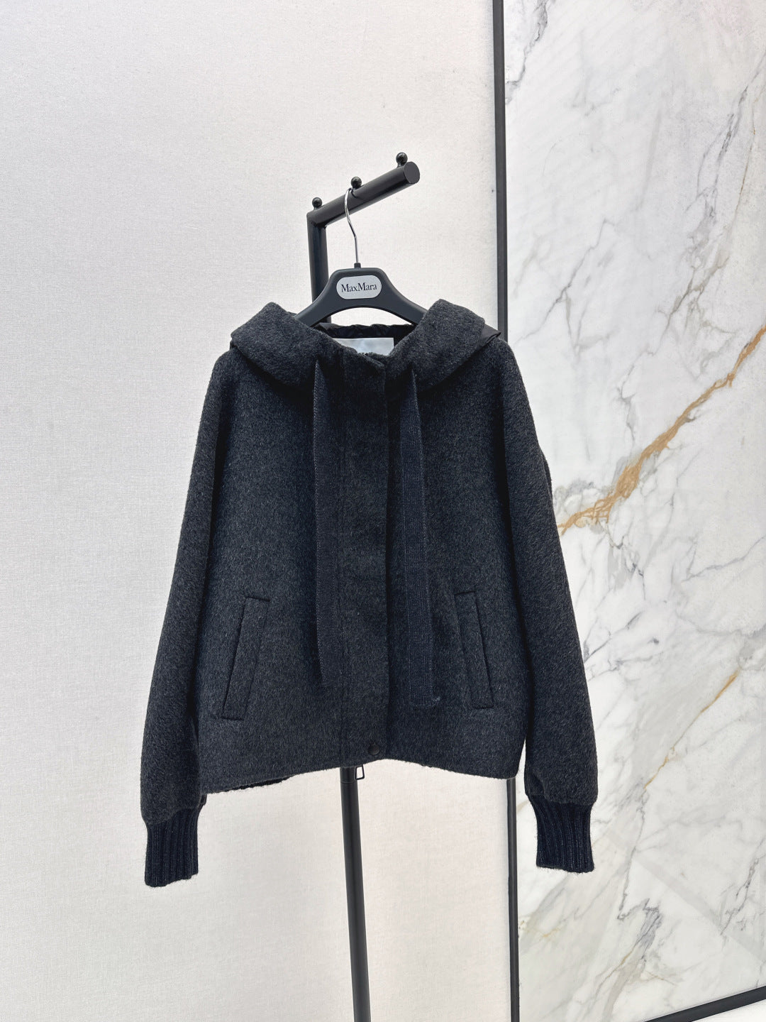 Max 25fw Hooded jacket