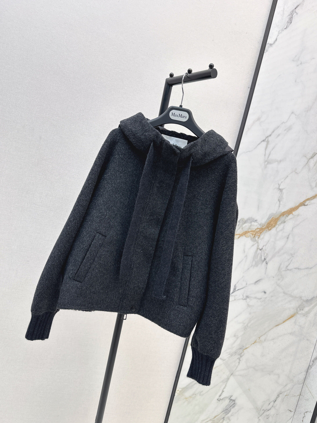 Max 25fw Hooded jacket