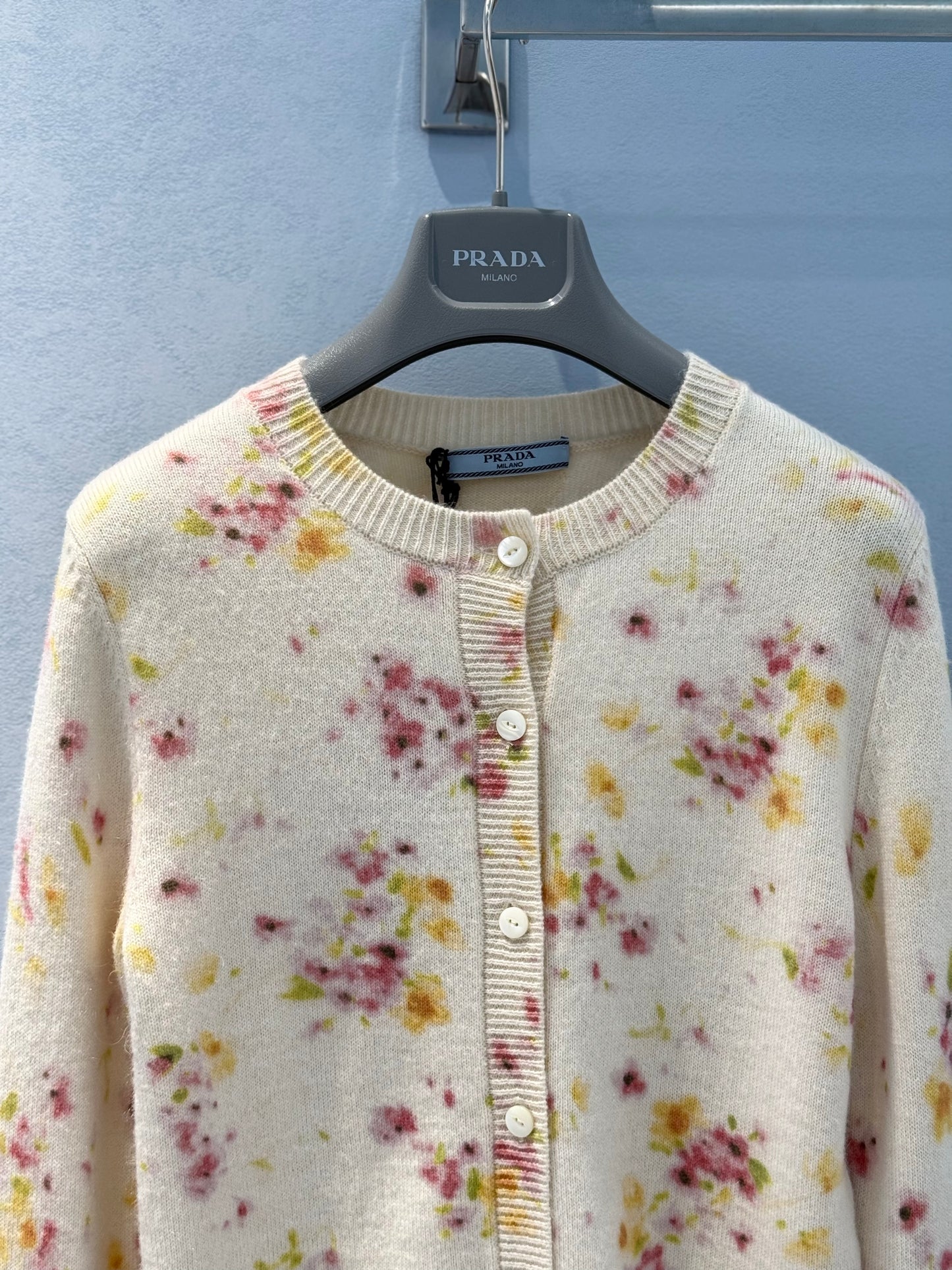 Pra 25fw Knitted cardigan