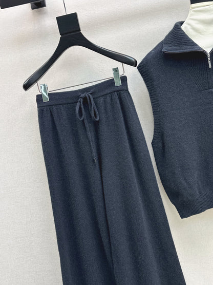 Her 25fw wool suit
