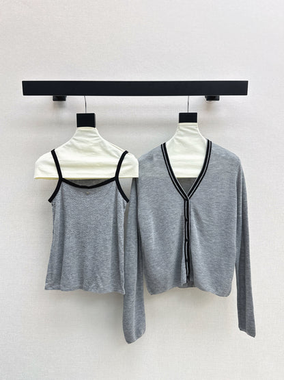 Herm 25fw Knitted vest cardigan