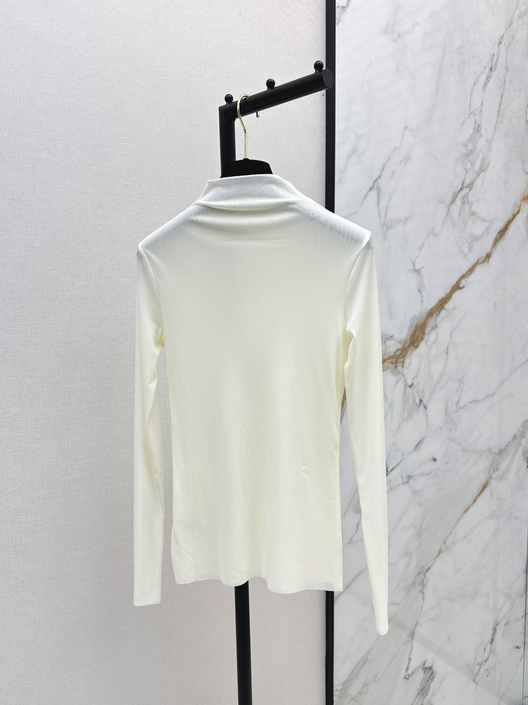 Celi 25fw Bottoming shirt