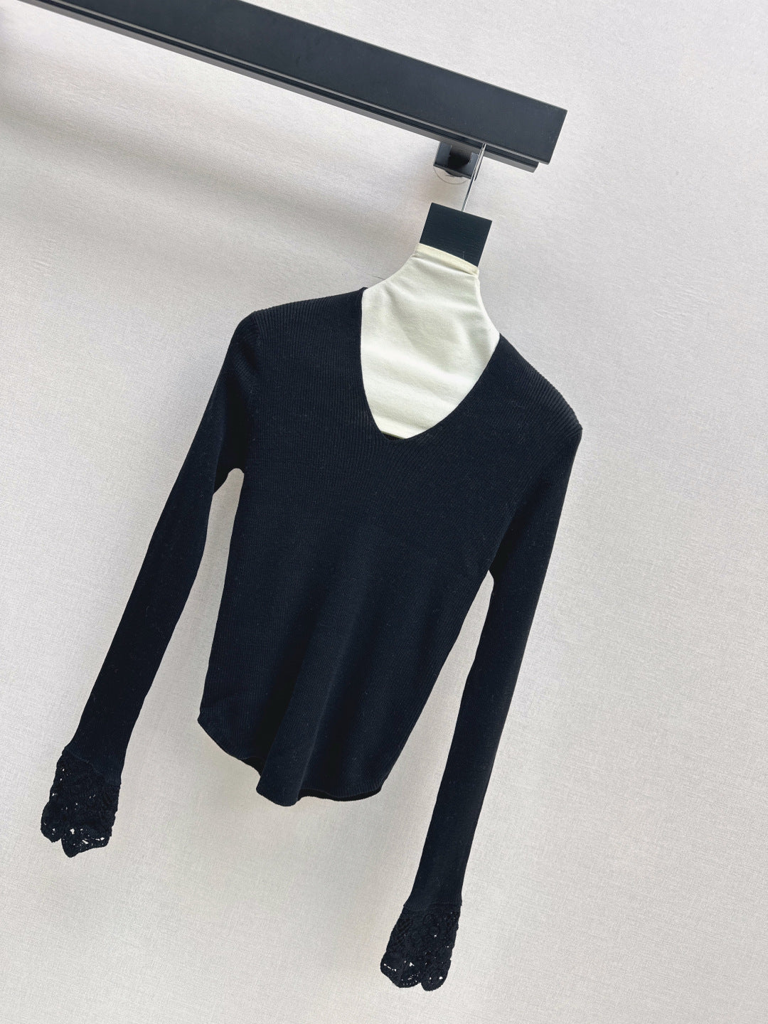 Miu 25fw wool sweater