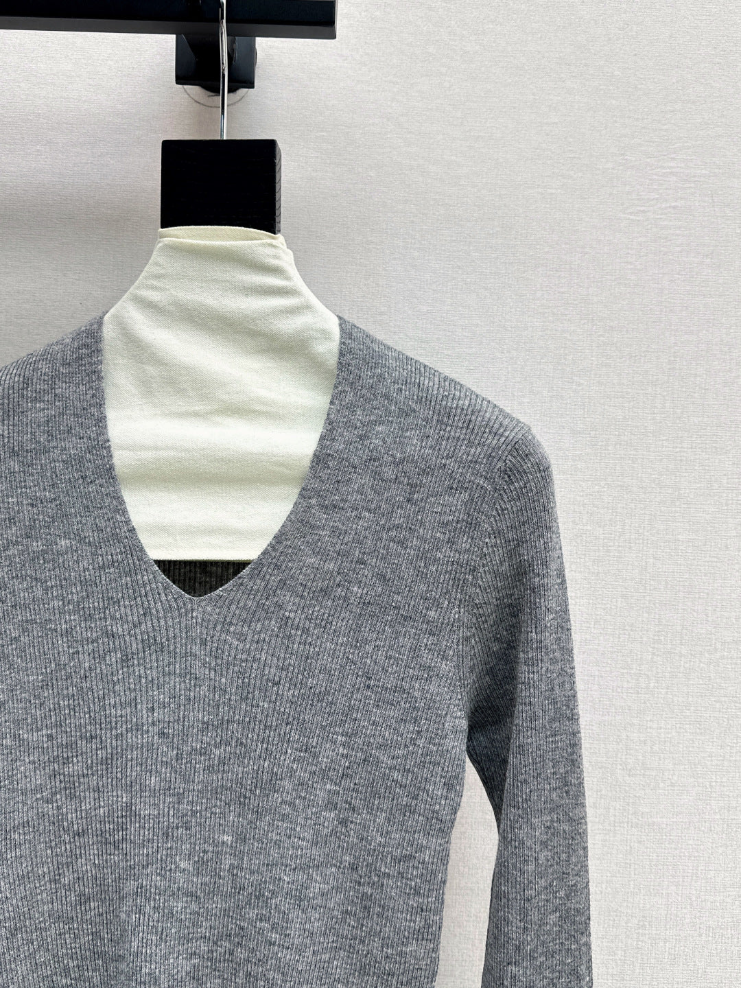 Miu 25fw wool sweater