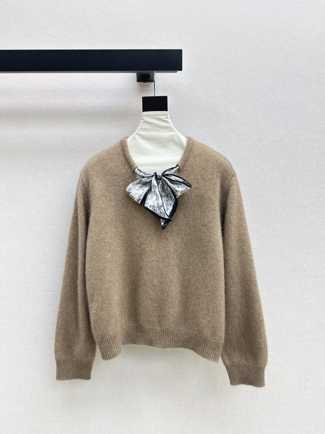 CD 25fw Wool knit sweater