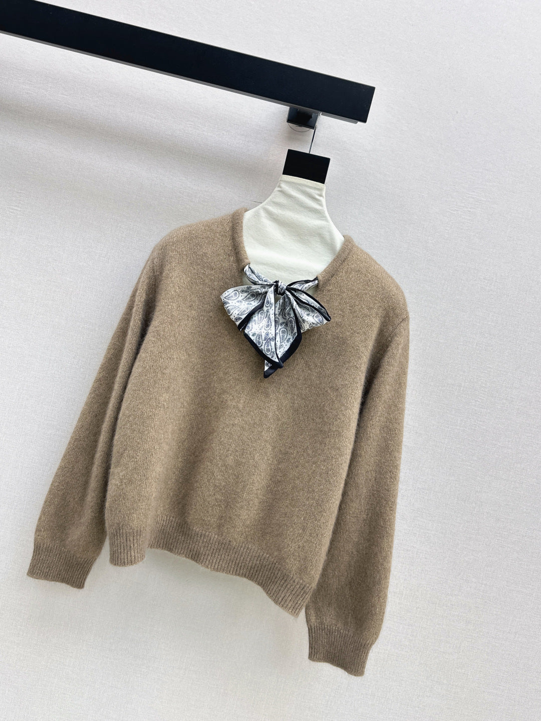 CD 25fw Wool knit sweater