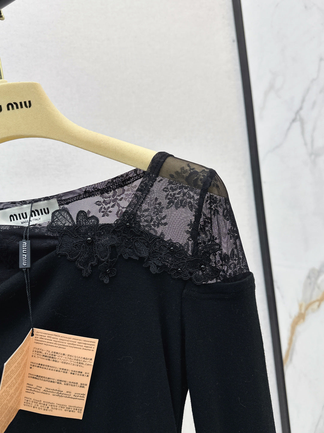 Miu 25fw lace shirt