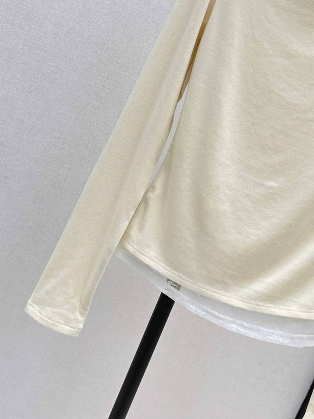 Miu 25fw lace shirt