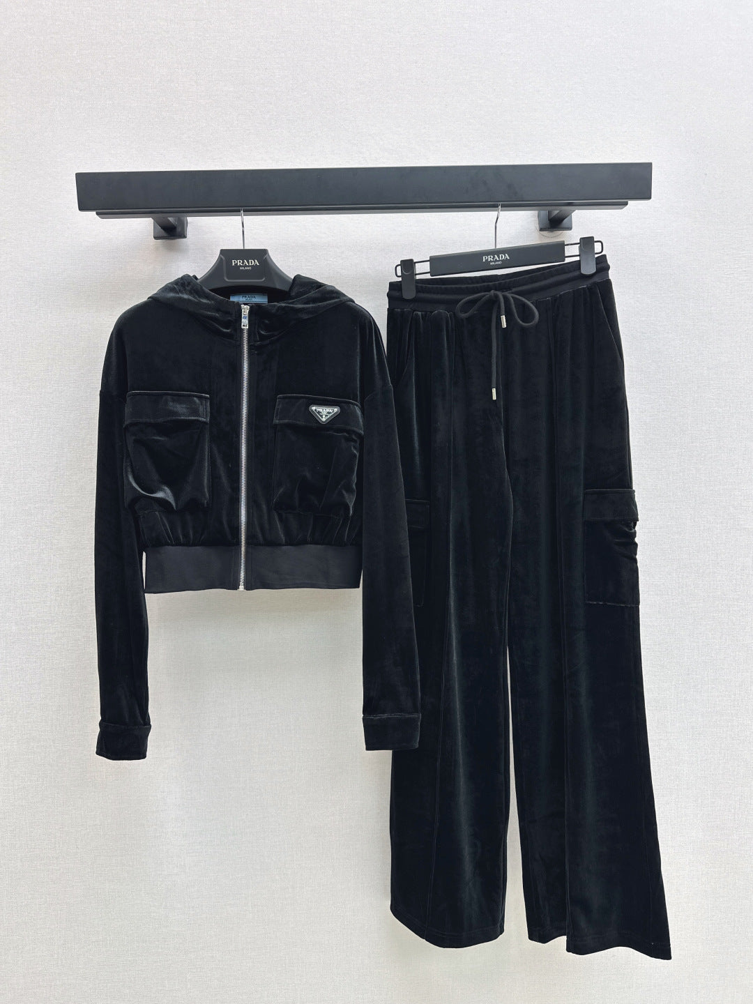Pra 25fw Velvet suit