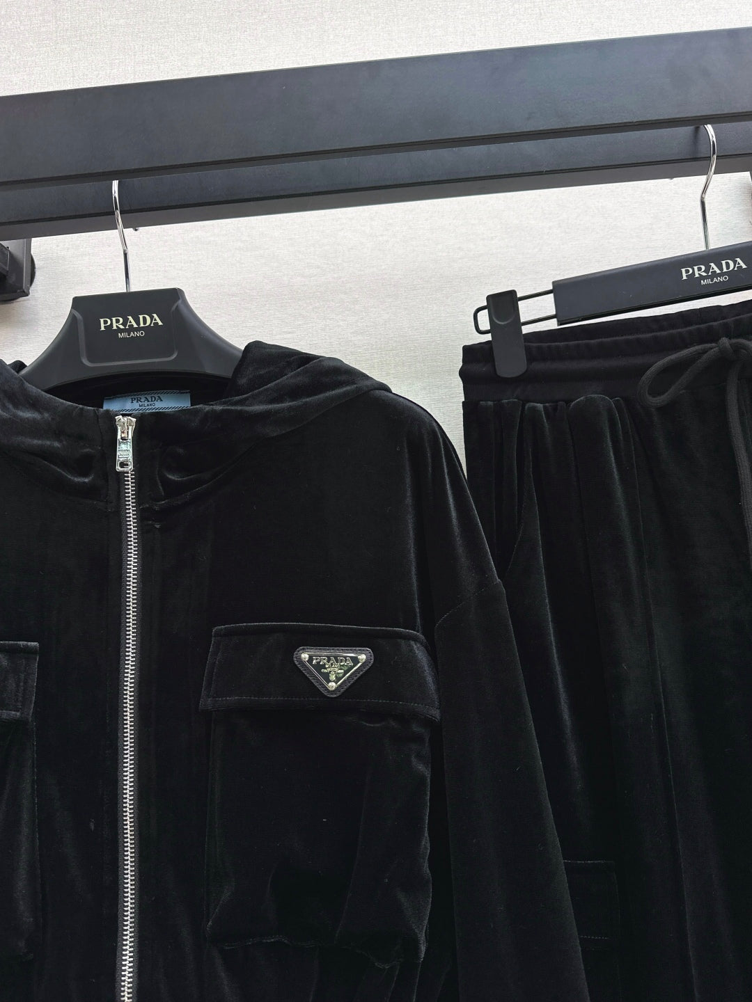 Pra 25fw Velvet suit