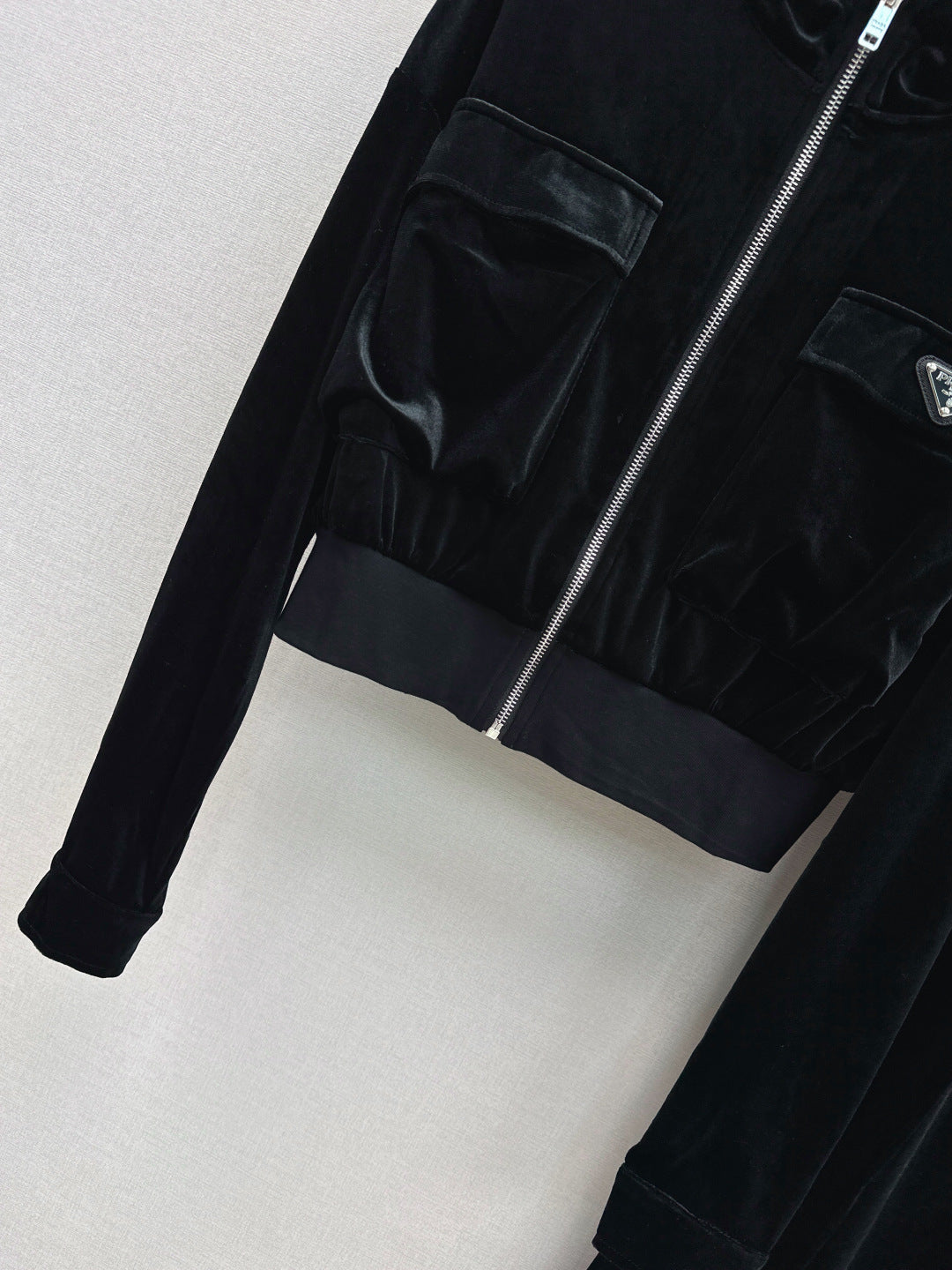 Pra 25fw Velvet suit