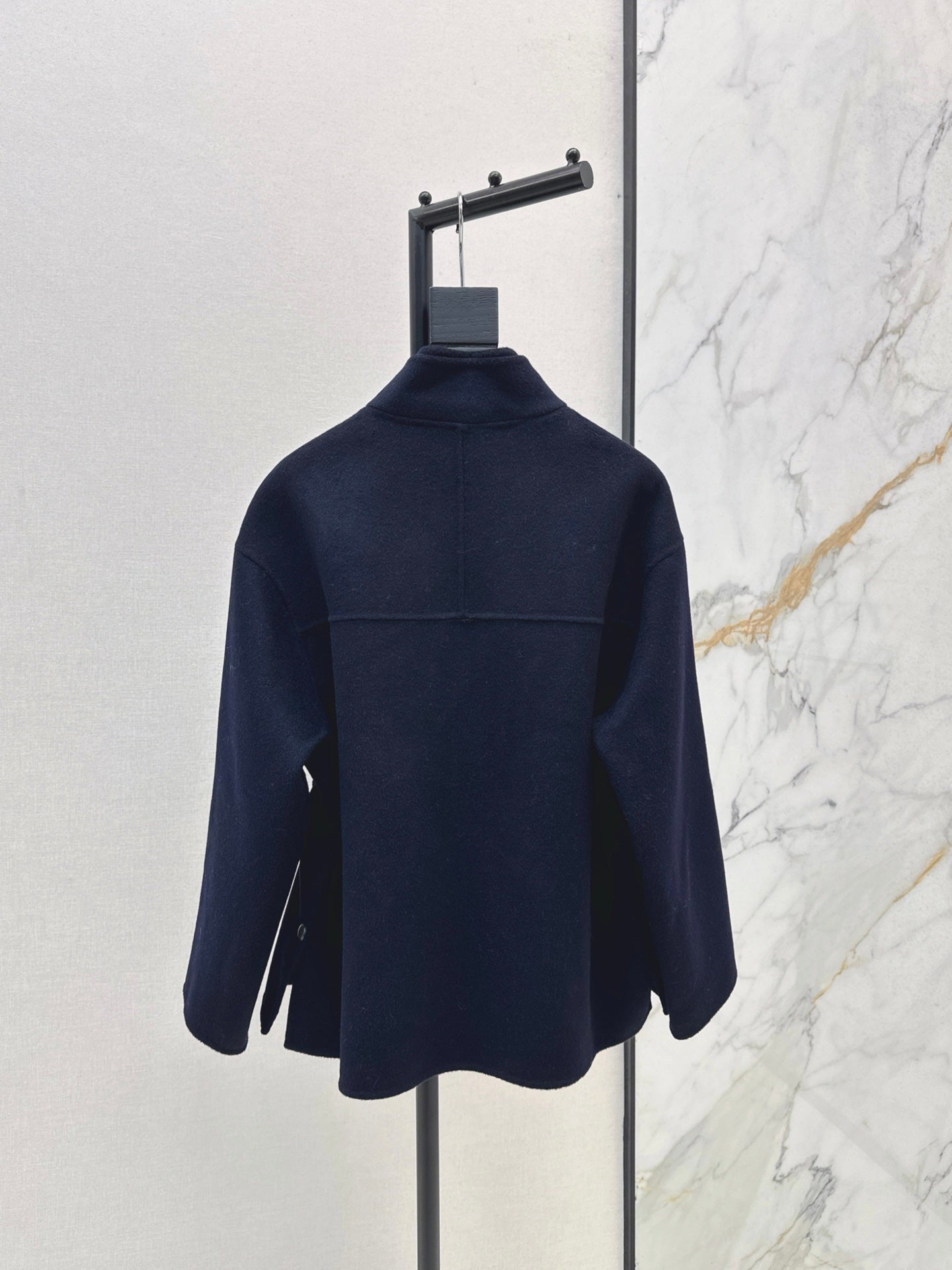 Loro 25fw cashmere jacket