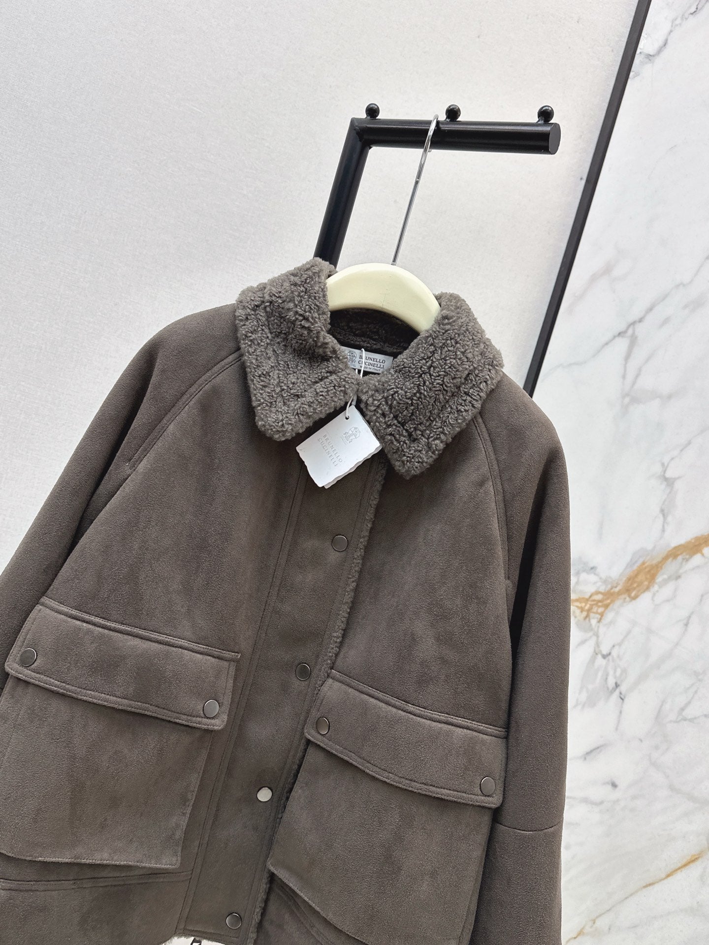 Loro 25fw old money jacket