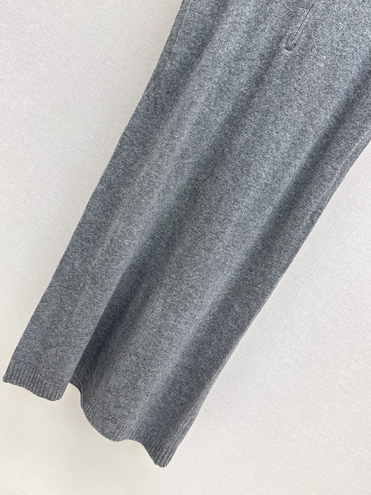 Herm 25fw sleeveless dress