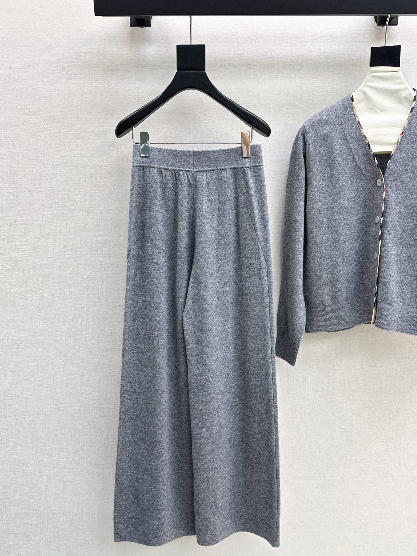 Bur 25fw knit suit