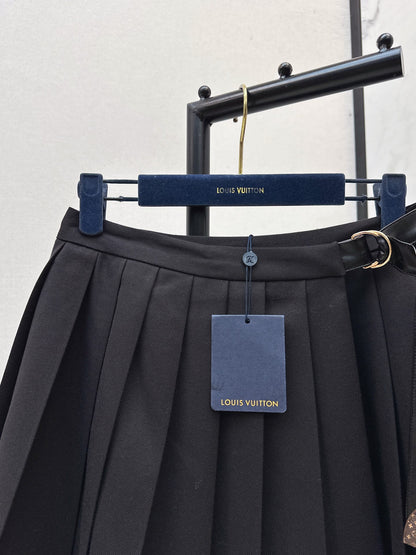 Loui 25fw pleated skirt