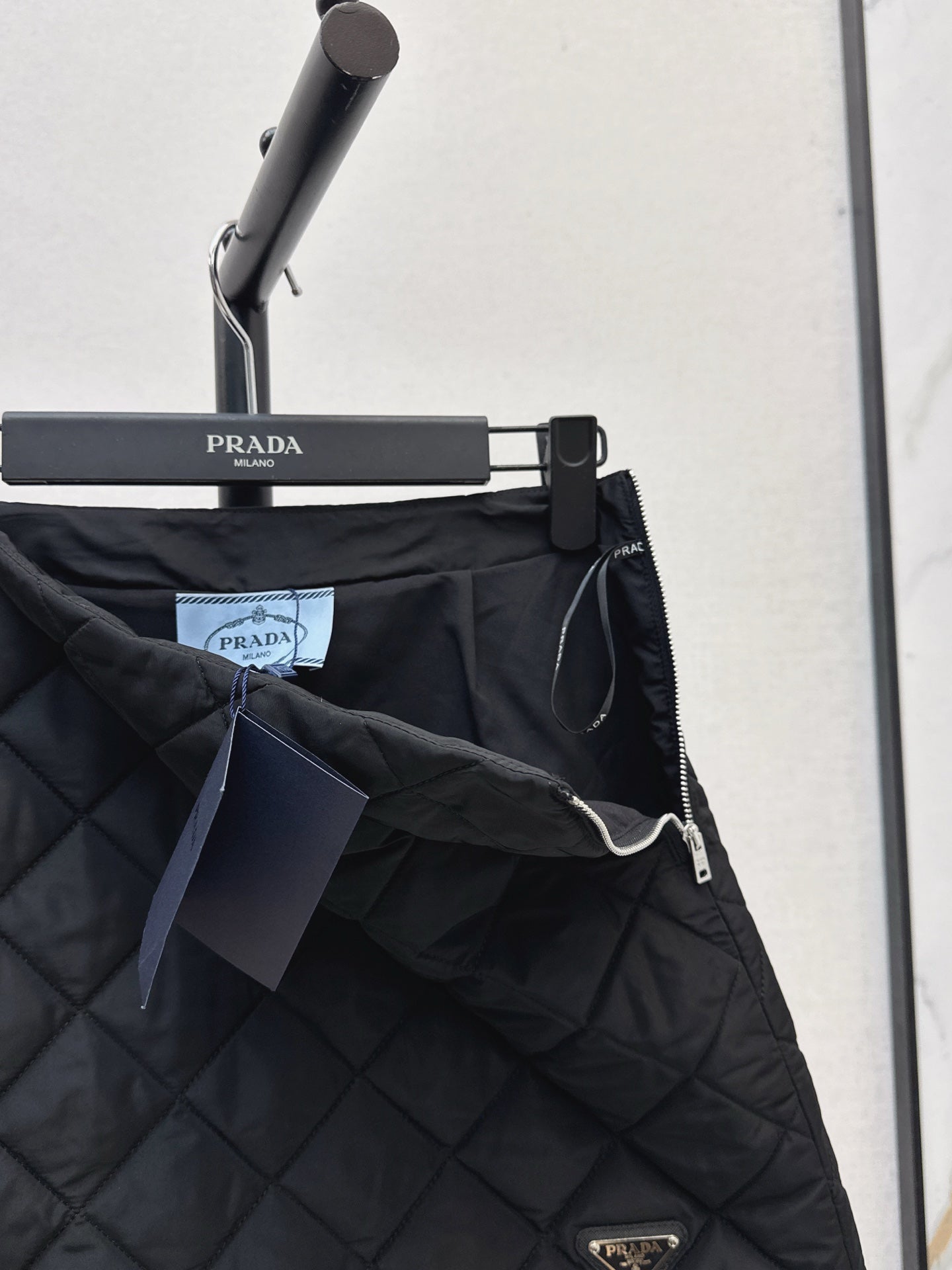 Prad 25fw short skirt
