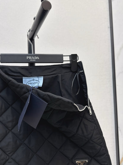 Prad 25fw short skirt