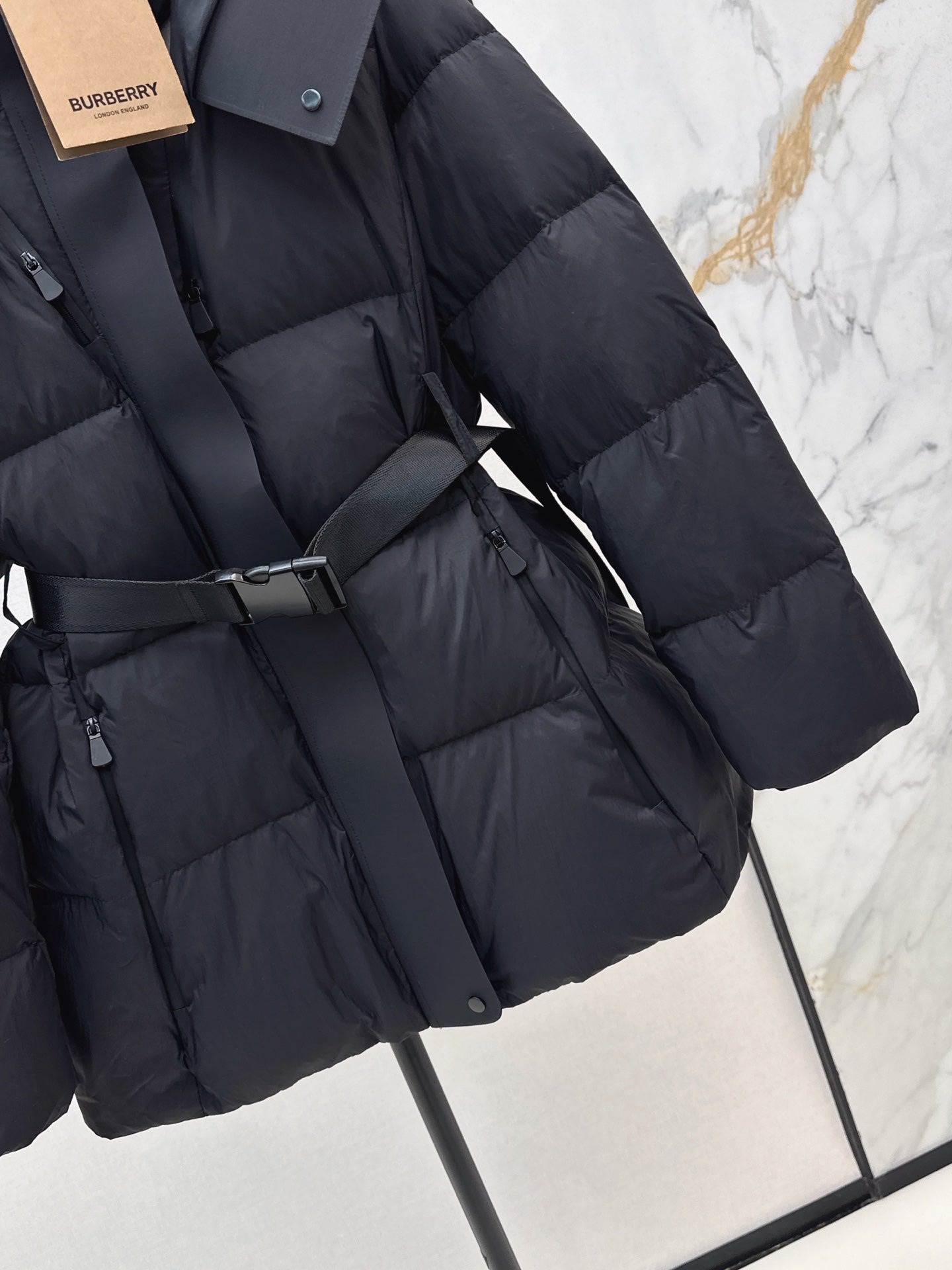 Burb 25fw down jacket