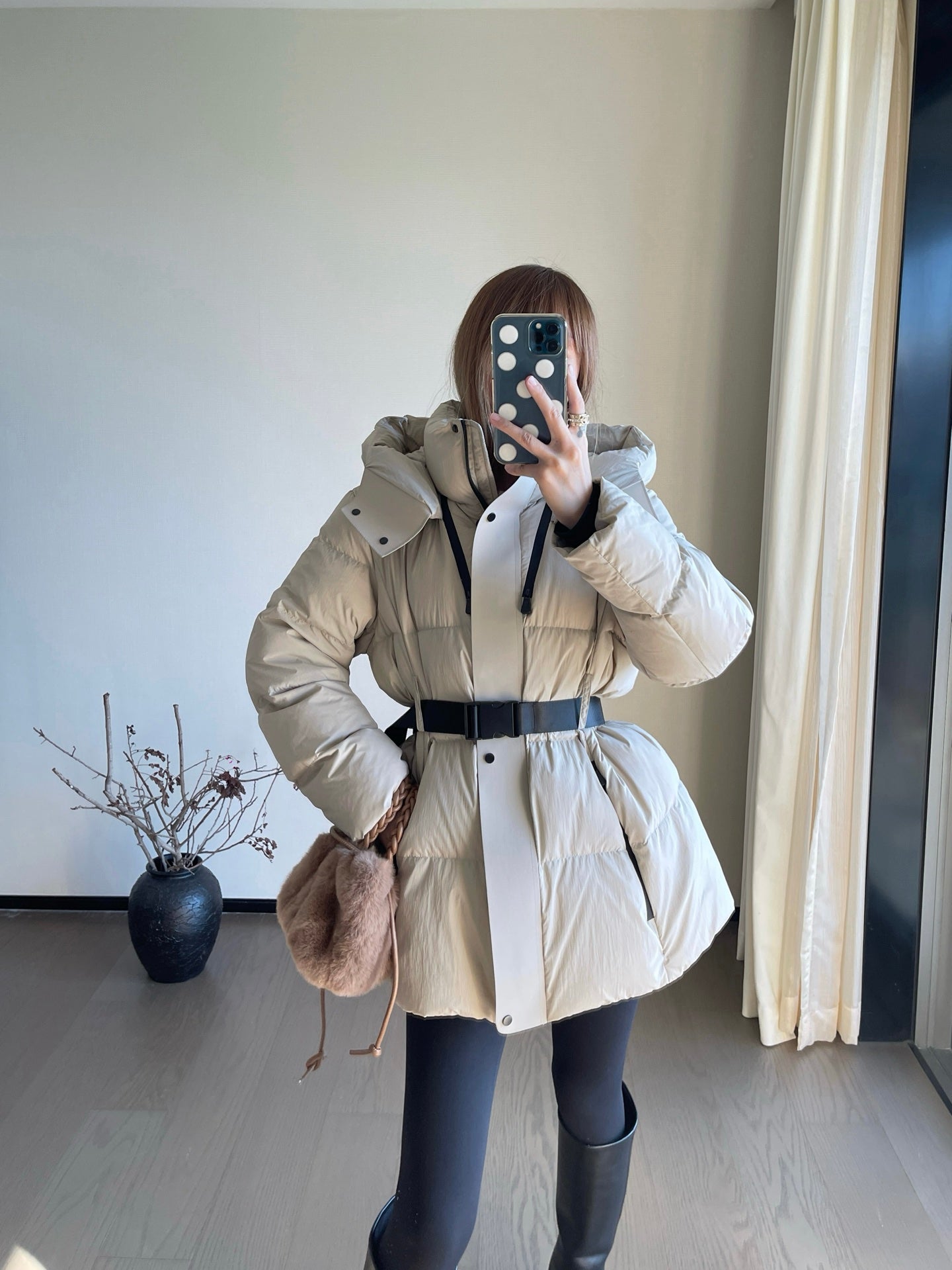 Burb 25fw down jacket