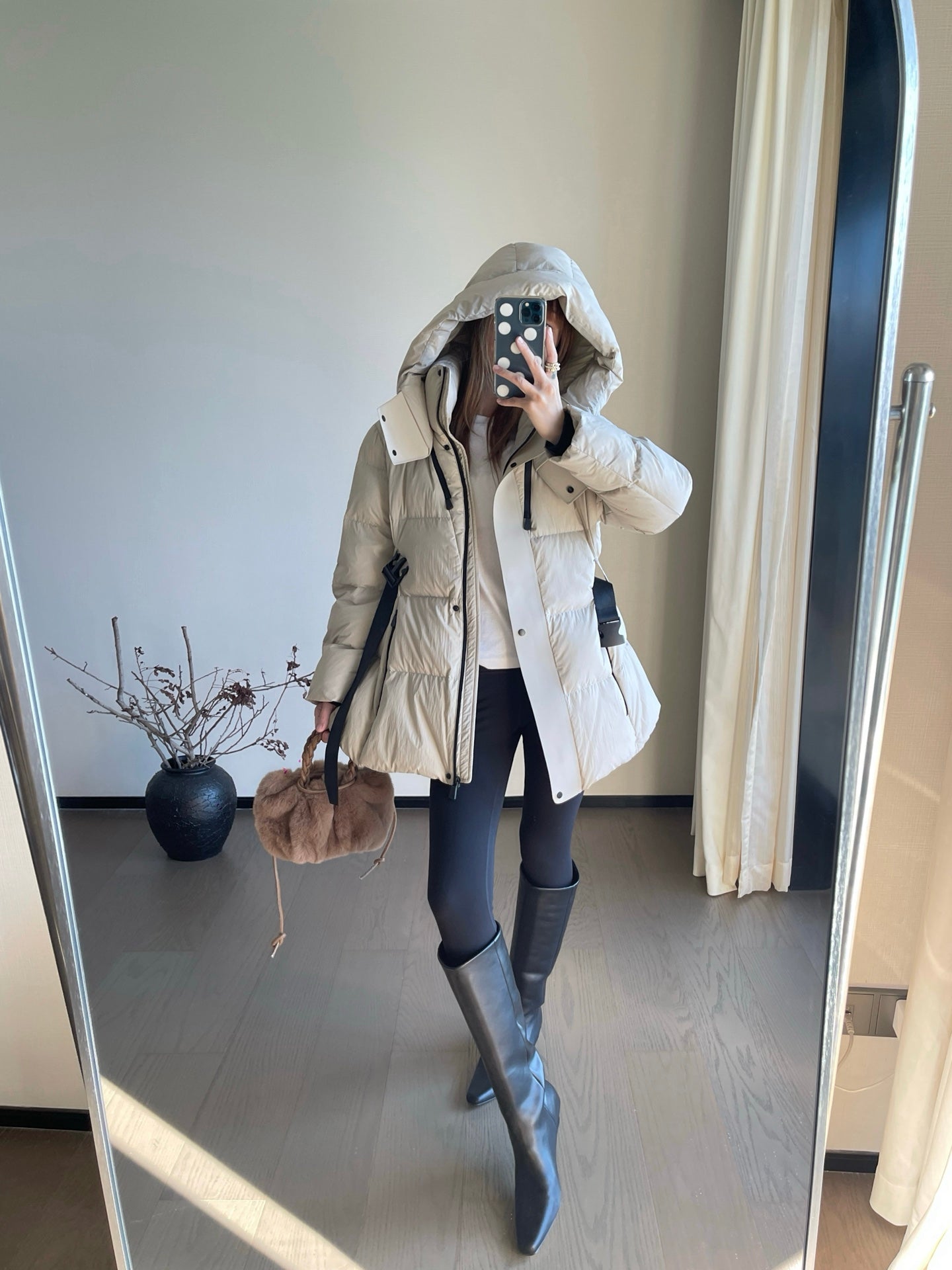 Burb 25fw down jacket