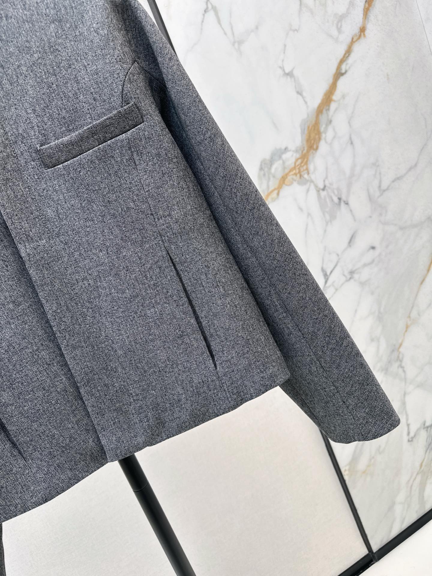 CD 25fw jacket