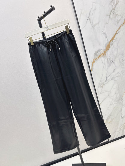 Loe 25fw pu pants