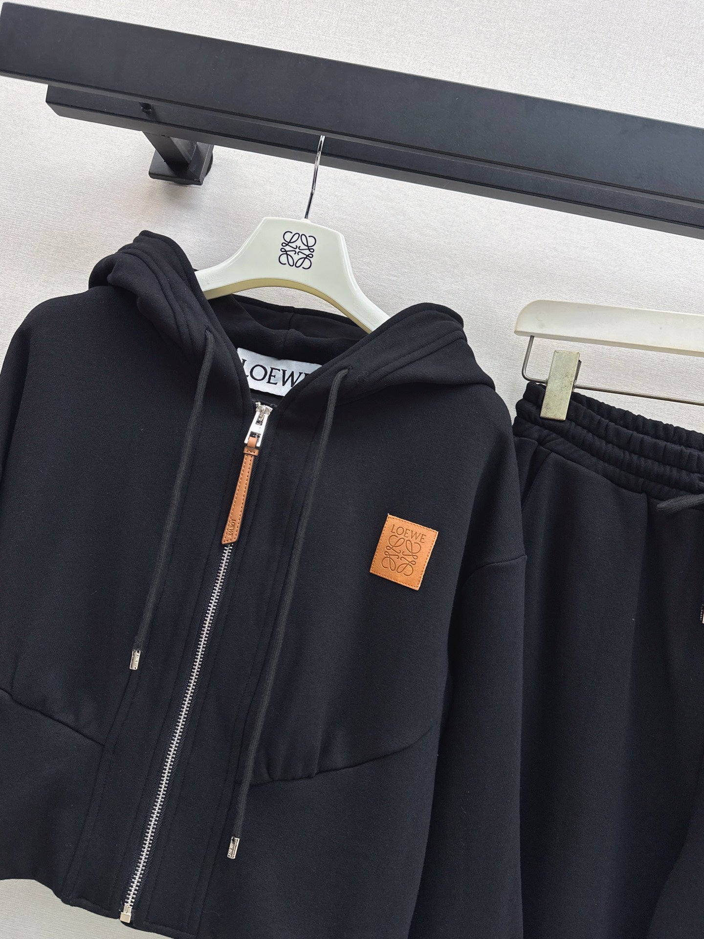 Loe 25fw tracksuit