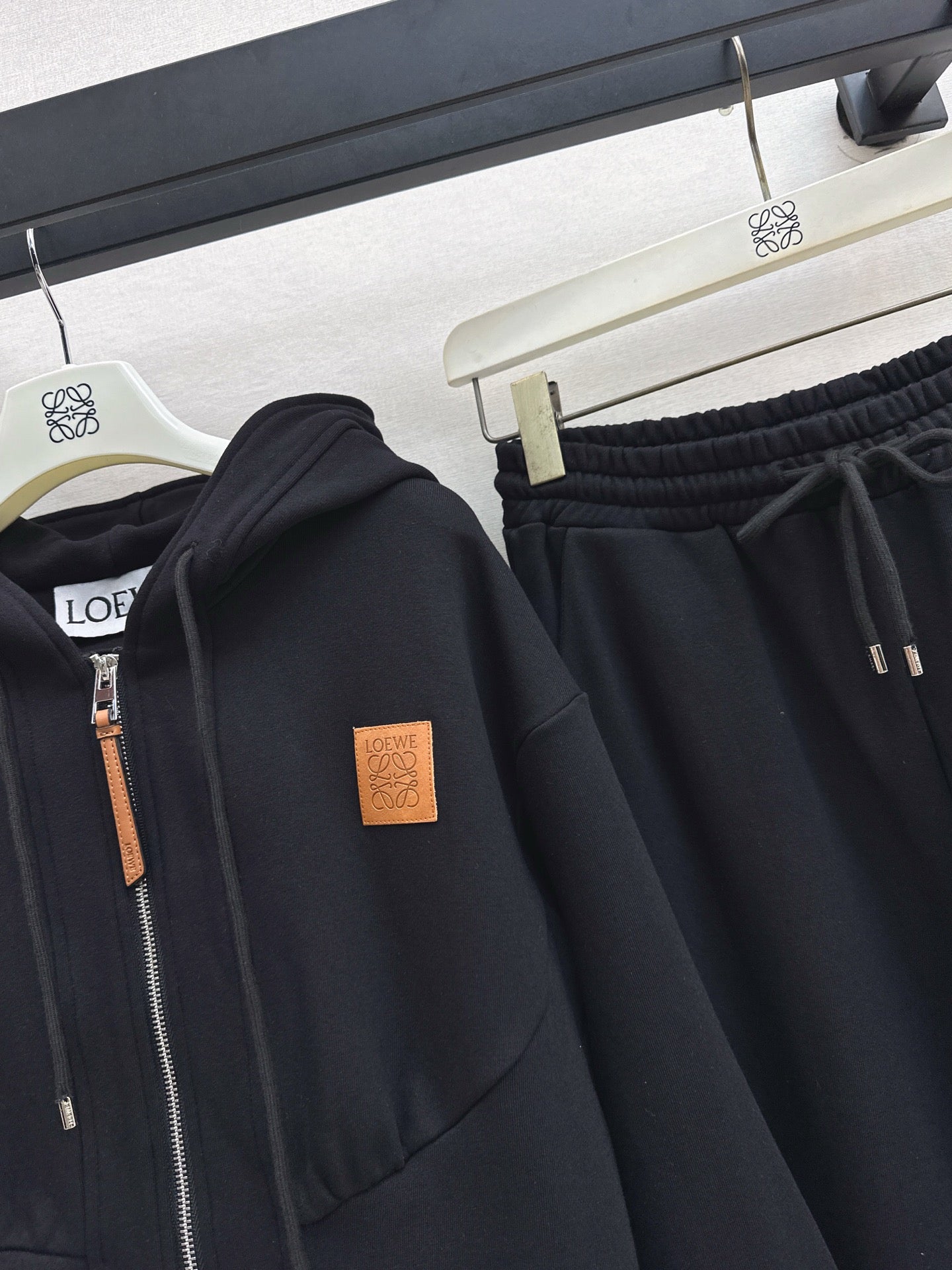 Loe 25fw tracksuit