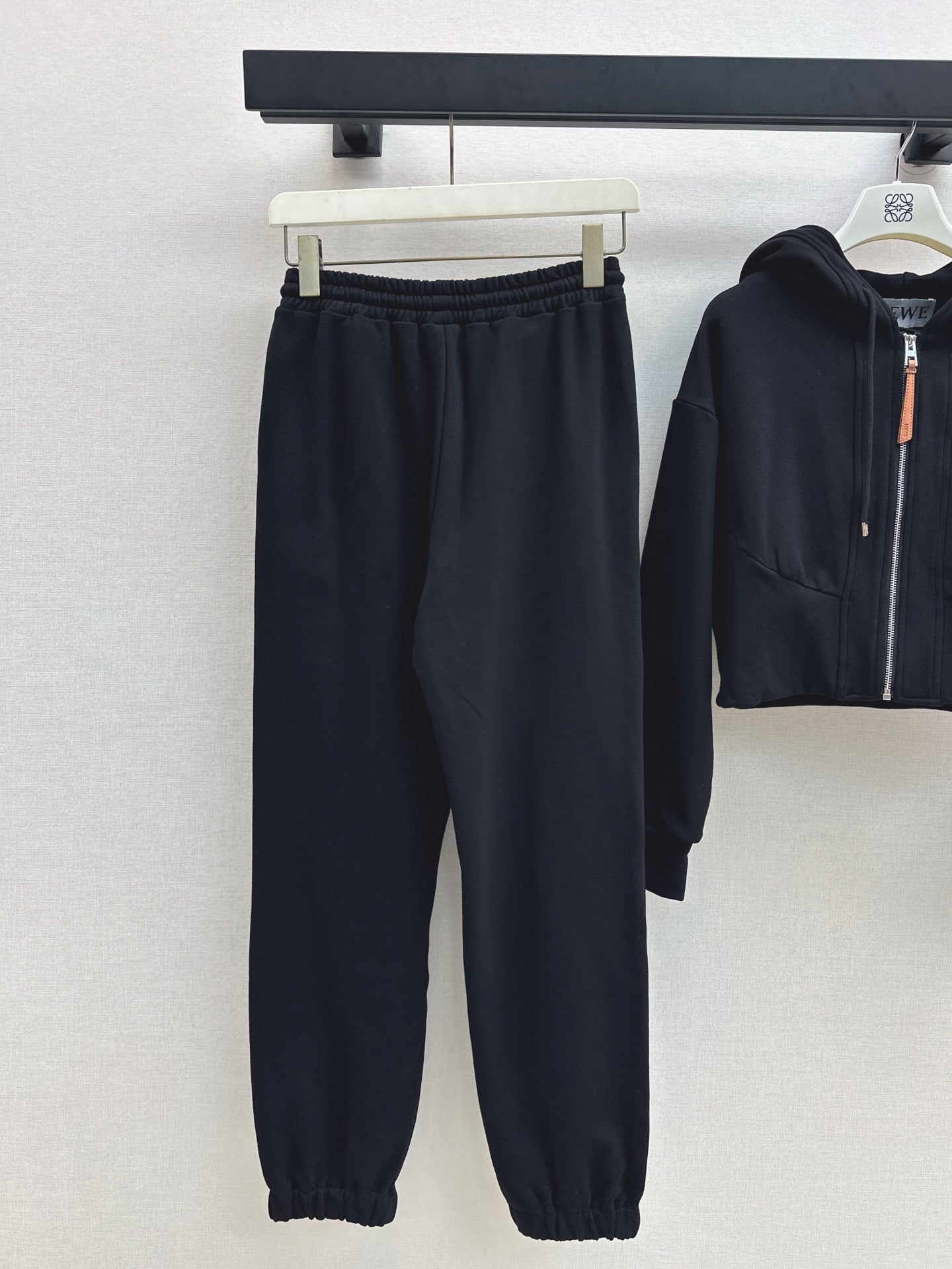Loe 25fw tracksuit