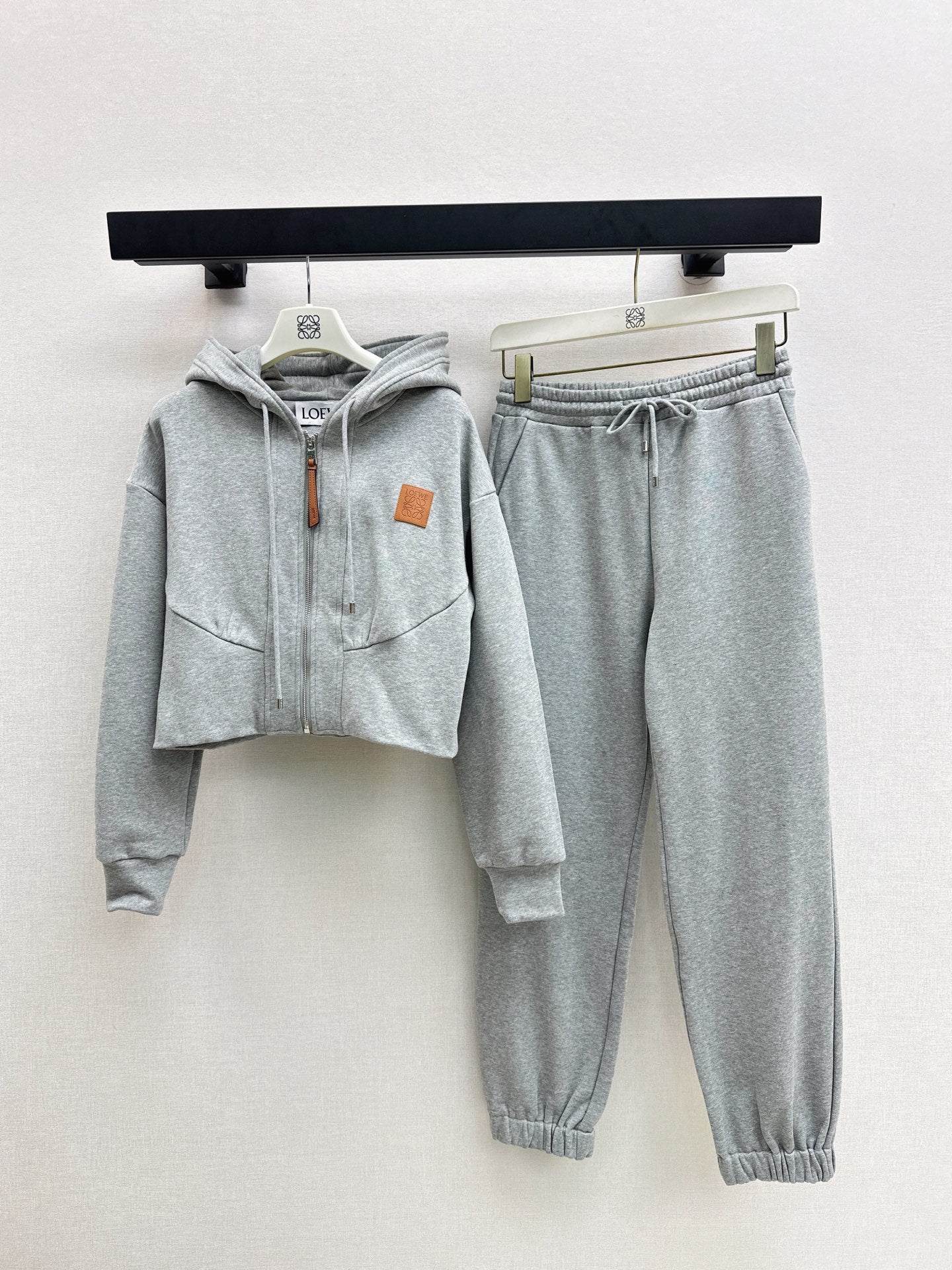 Loe 25fw tracksuit