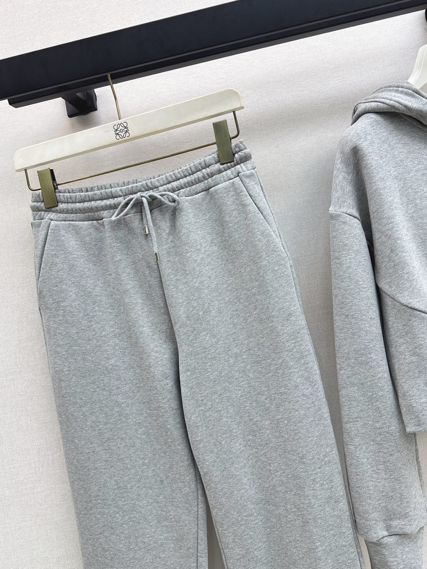 Loe 25fw tracksuit